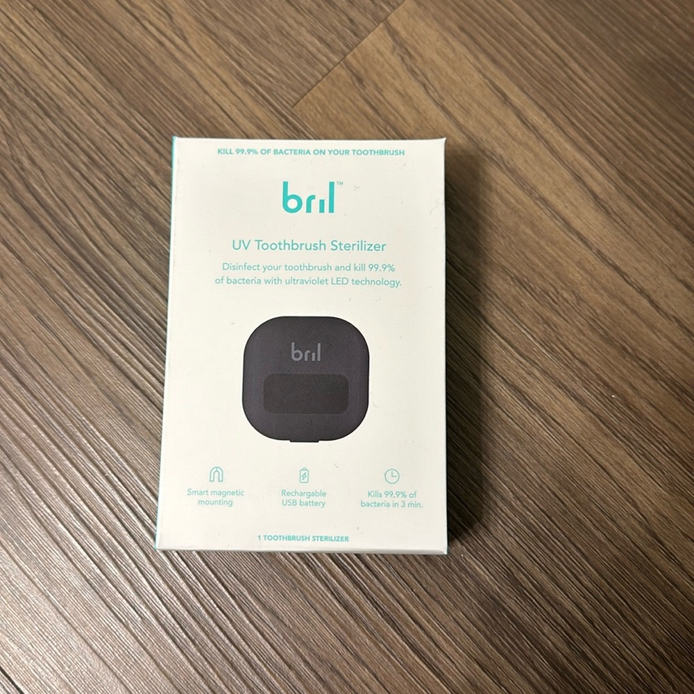 BRIL UV Toothbrush Sterilizer in Black